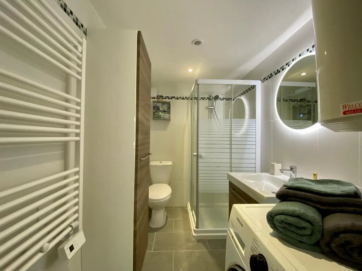Beautiful Duplex With Sea View Lejlighed Grasse Frankrig