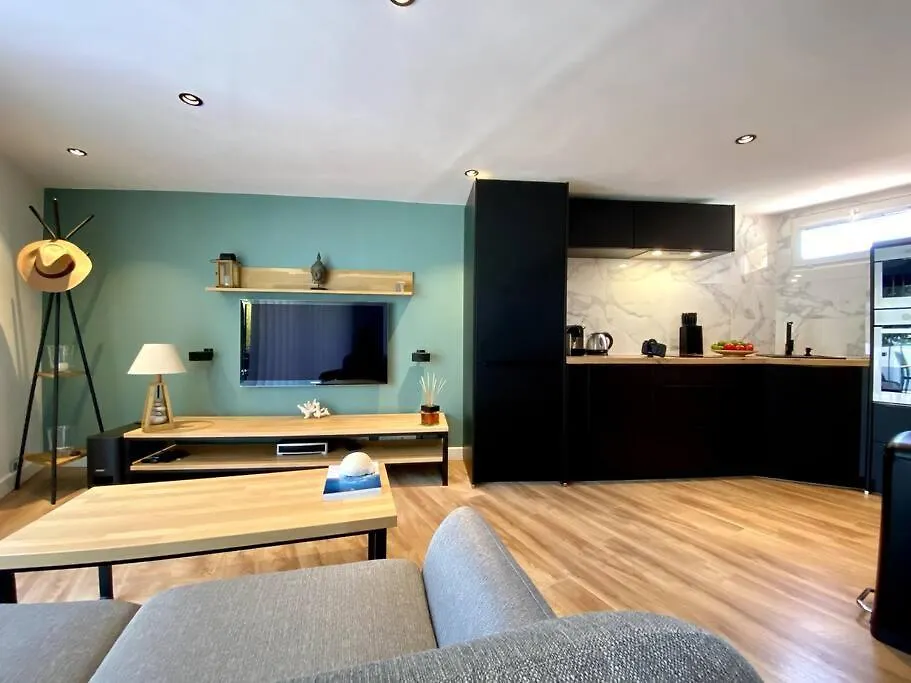 Beautiful Duplex With Sea View Lejlighed Grasse 0*,  Frankrig